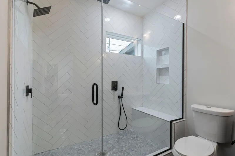 Walk-in shower, contemporary tiling